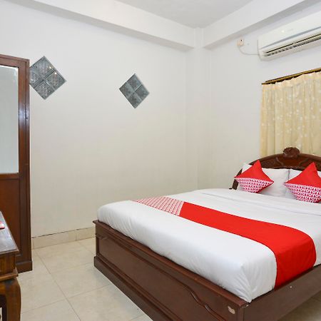 Oyo 586 Hotel Wijaya Kalasan Εξωτερικό φωτογραφία