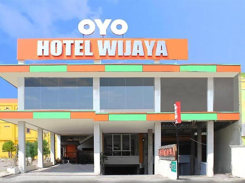 Oyo 586 Hotel Wijaya Kalasan Εξωτερικό φωτογραφία