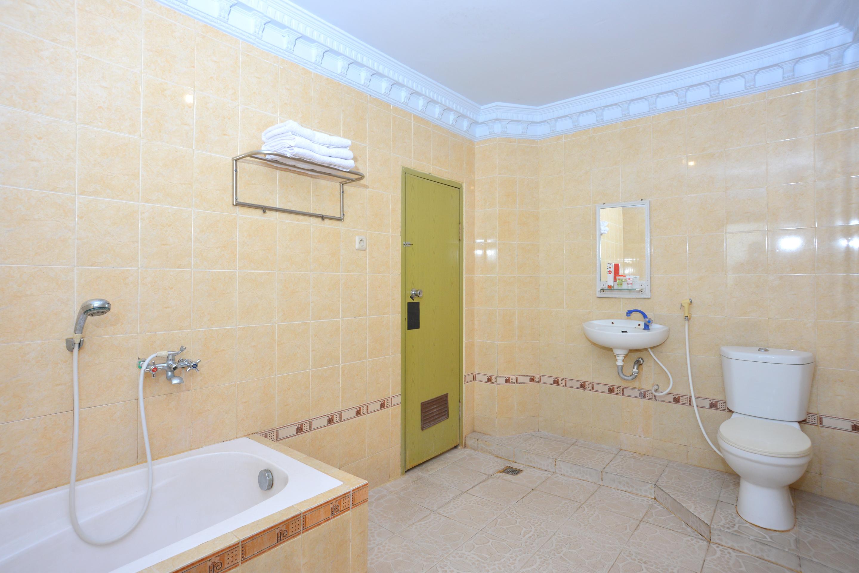 Oyo 586 Hotel Wijaya Kalasan Εξωτερικό φωτογραφία