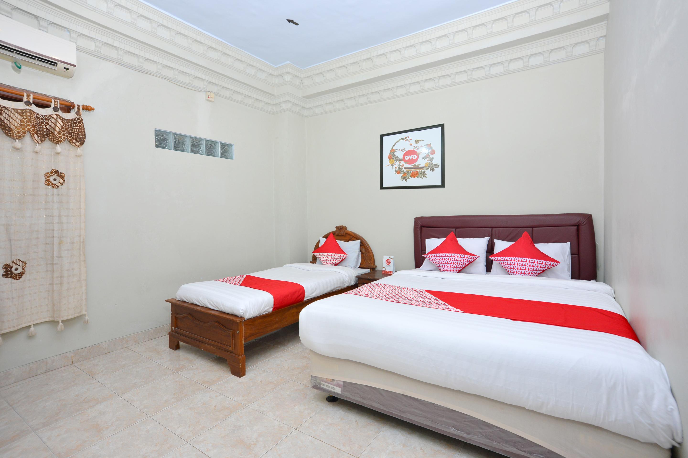 Oyo 586 Hotel Wijaya Kalasan Εξωτερικό φωτογραφία